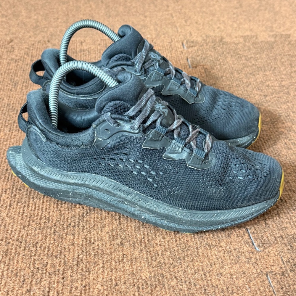 Hoka Kawana 2 Womens 7.5 Black gym shoes Speckled Running Shoes 1147913 BBLC C+